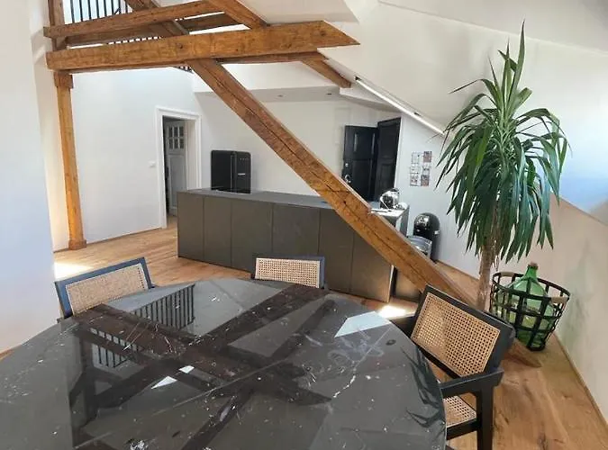 Rooftop Loft Split