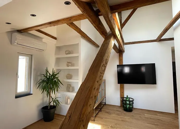 Rooftop Loft *