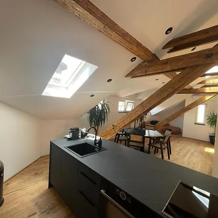 דירה Rooftop Loft